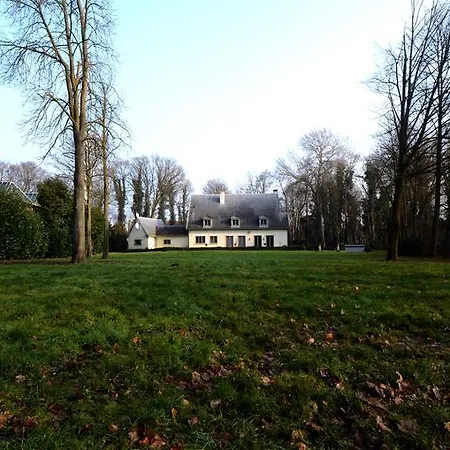 Malcot Hotell 3*